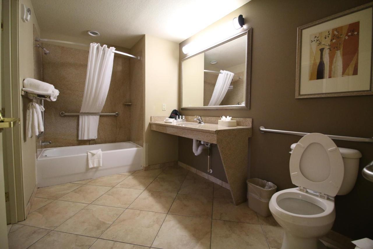 Seffner Inn And Suites Dış mekan fotoğraf