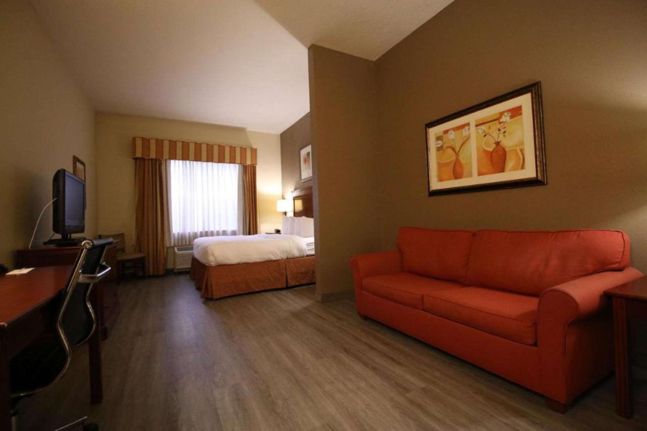 Seffner Inn And Suites Dış mekan fotoğraf
